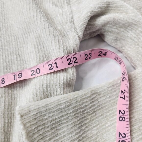 Urban Outfitters Women's Size Large Ivory Chenille Button Cardigan - Picture 4 of 7